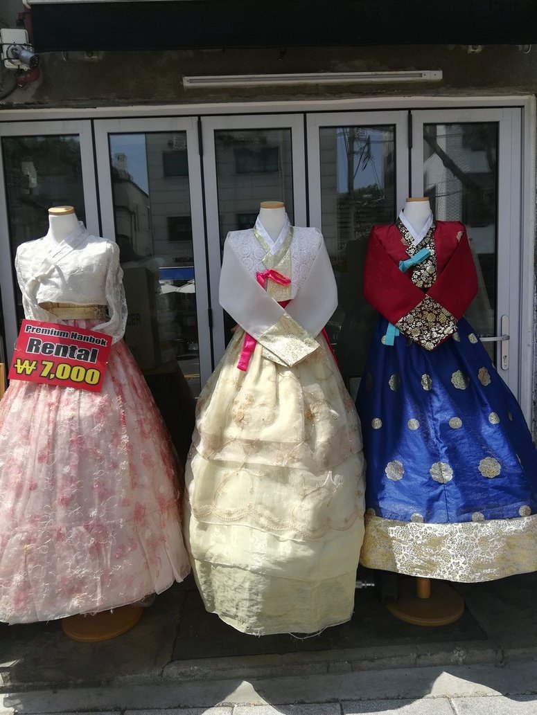 hanbok2jpg